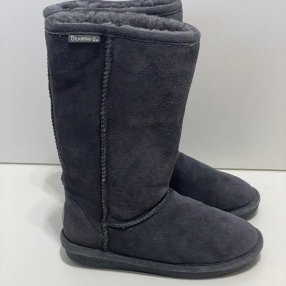 BearPaw, Emma Genuine Sheepskin Lined Boot Size 7